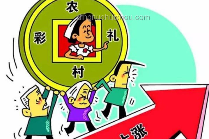 **5元风波背后的婚姻启示录：轻生谣言不可信，沟通才是金钥匙**